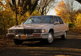 Cadillac Fleetwood Sixty Special 1991
