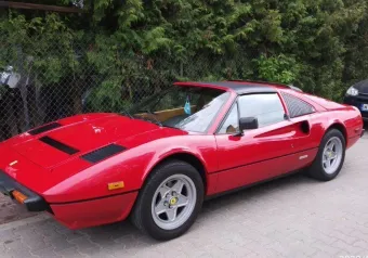 Ferrari 308 Qatrovalvoe 1985