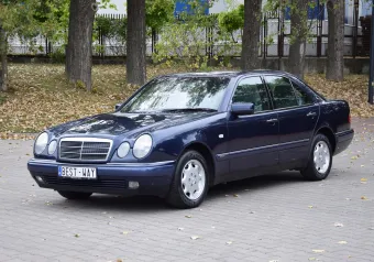 Mercedes Klasa E E230 1995