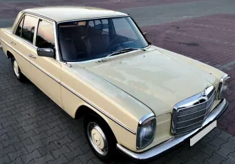 Mercedes W115  1975