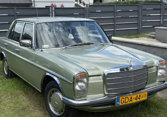 Mercedes W115 1975