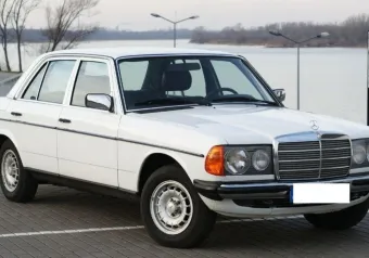 W123 1981