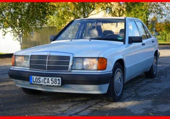 Mercedes W201 190 1.8 109 KM. oryginalny lakier, przebieg udokumentowany 194 tys. km. BEZ KOROZJI 1990