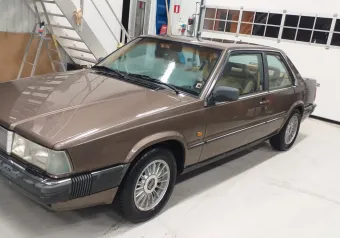 Volvo 780 Bertone 1988
